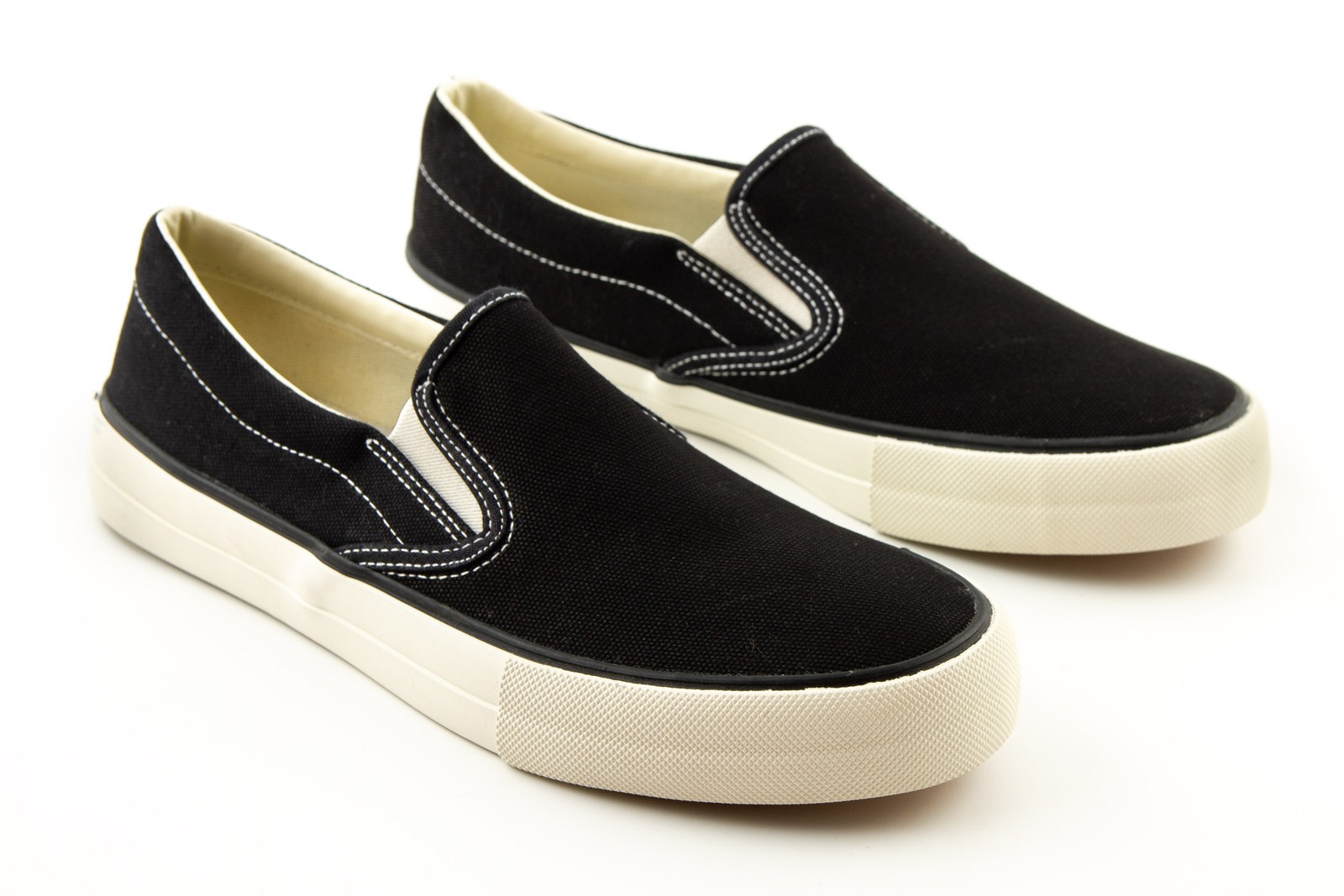 Zara Herrenschuhe schwarz 40 5990₽