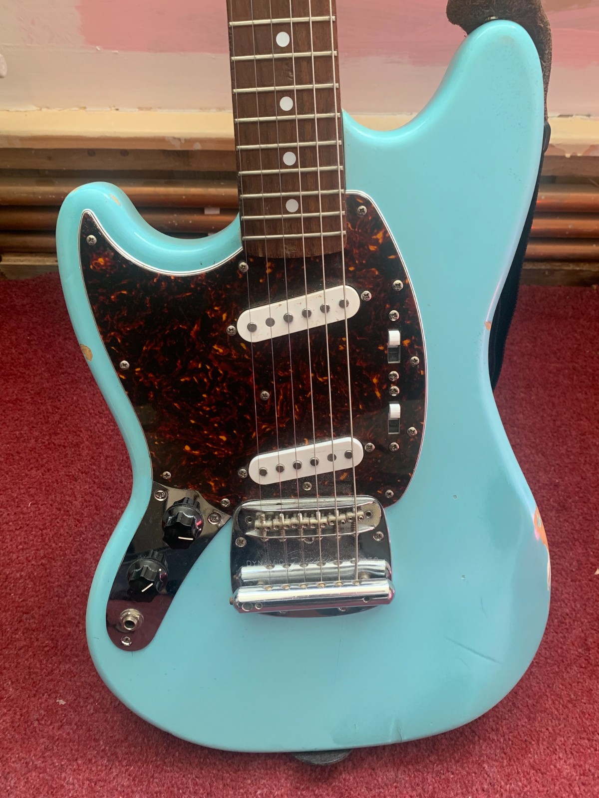 Fender Mustang