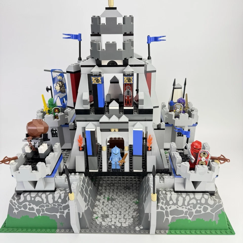 LEGO The Castle of Morcia (8781), 95% Complete with All Minifigs and Manual - Image 4 of 4