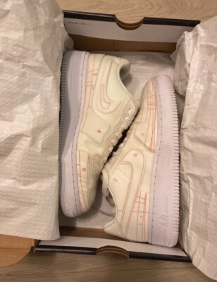 Nike Air Force 1 07 LX mit Originalkarton 38.5 Sammler