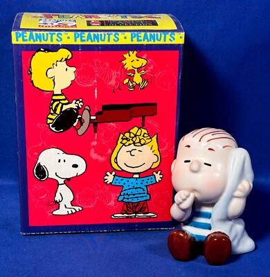 LINUS Flambro CERAMIC FIGURINE Peanuts 3.5'' Figure BLANKET 50th Celebration UFS