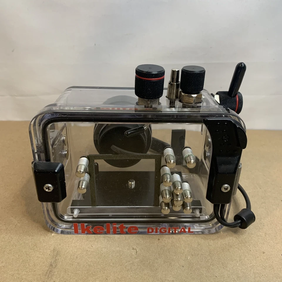 Цифровой корпус IKelite для камеры Fuji E900 6154.90 - Изображение 4 из 4