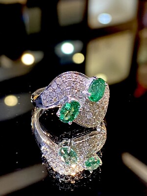 2 TCW Ring mit zwei Smaragdsteinen Diamant & Gold. 1,20 cts natürlicher Smaragd Schlangenauge