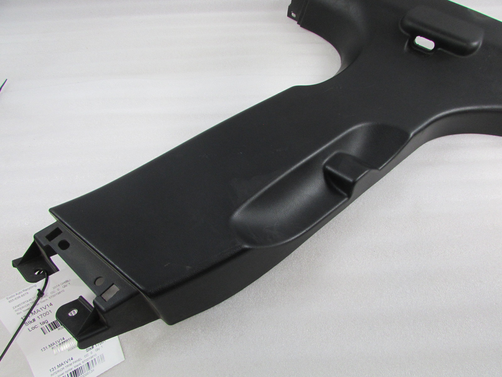 Maserati Ghibli, RH, Right Lower B-Pillar Trim Panel, Black, Used, P/N 670019610