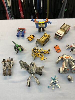 transformers lot as shown Parts Pieces Broken As Shown ***read**