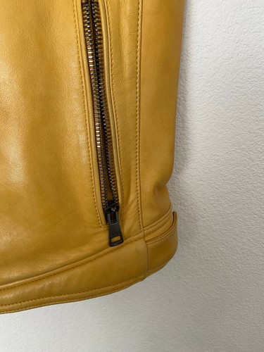 Vintage Gucci Vest XL 52 Yellow Lambskin Leather Zippered Designer Made in Italy - Picture 10 of 16