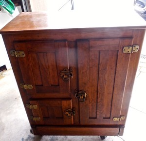 Stunning Antique Refinished Solid Oak Ice Box From Vermont Estate • FINE!