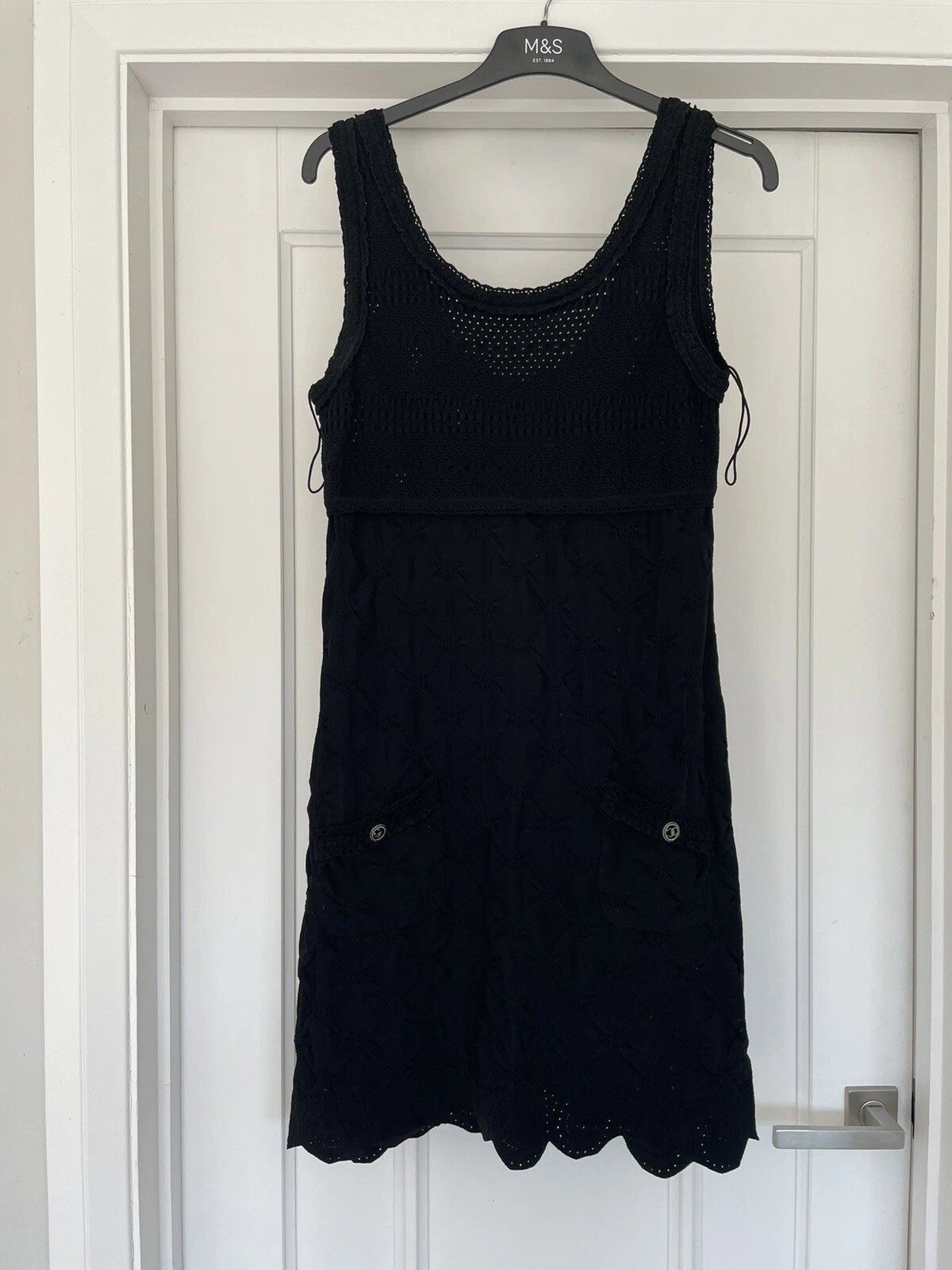 Autentico abito Chanel lavorato a maglia nero con cardigan crop taglia uk 10 12 in perfette condizioni