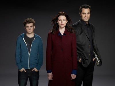 Continuum Tv Show Cast 60 Photos - Moonagedaydream.film