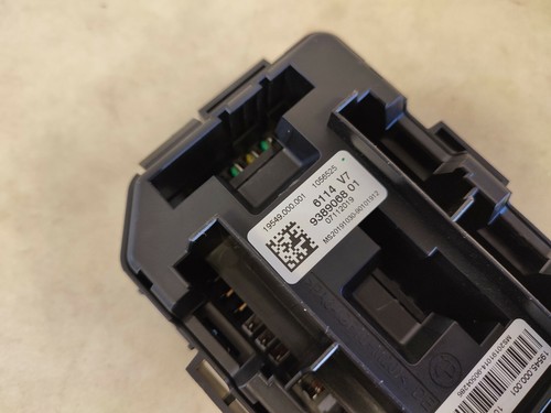Unidad módulo de control caja de fusibles de distribución de energía delantera BMW Serie 3 F30 9389068 - Imagen 5 de 12
