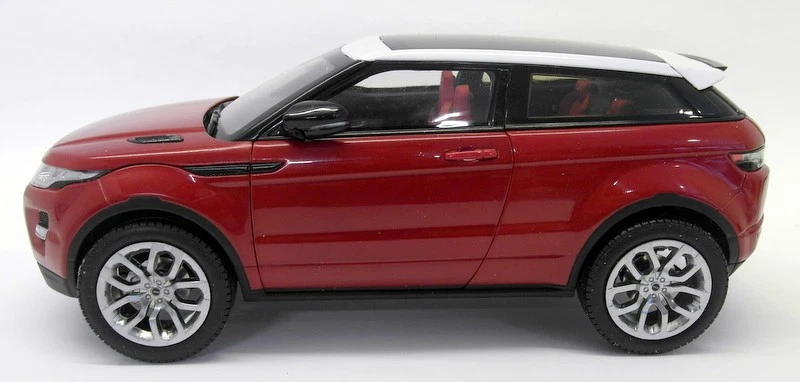GT Autos / Welly 1/18 Scale Metal Model - Range Rover Evoque - Red - Image 2 of 4