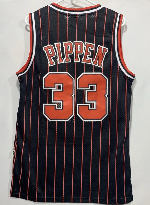 Adidas Chicago Bulls Scottie Pippen #33 NBA Hardwood Classic Jersey Men Small +2