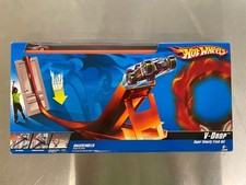 NEW Hot Wheels V-Drop Super Velocity Track Se...