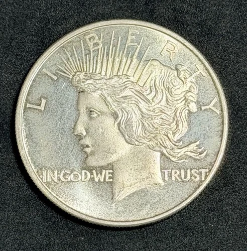 1 oz Silver Peace Round .999 Fine, One Troy Ounce, Vintage No Reserve #003