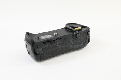 Genuine OEM Nikon MB-D10 Multi-Power Battery Pack Vertical Grip