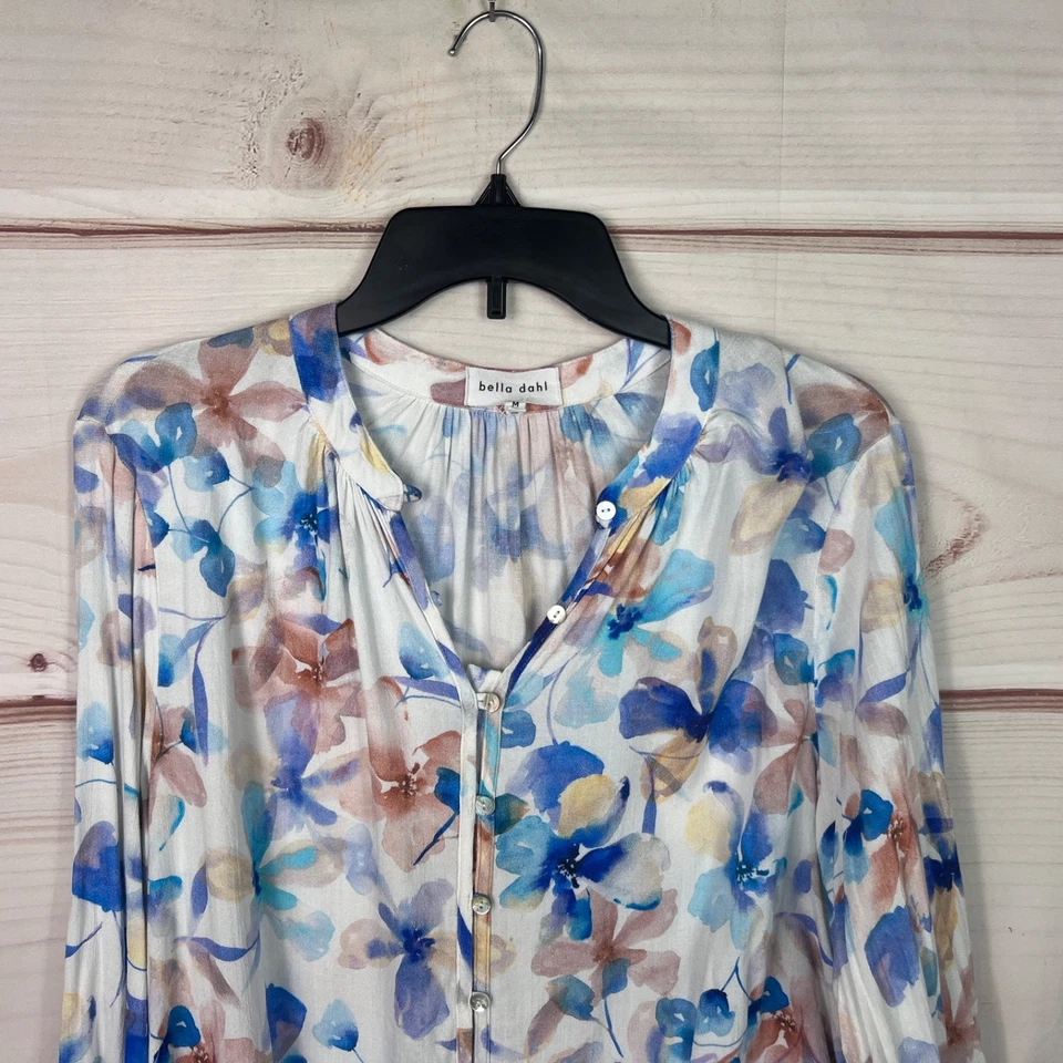 Blusa Bella Dahl Top Mujer M Azul Floral Abotonada Manga Larga Tejida Elástica Foto 2 de 4