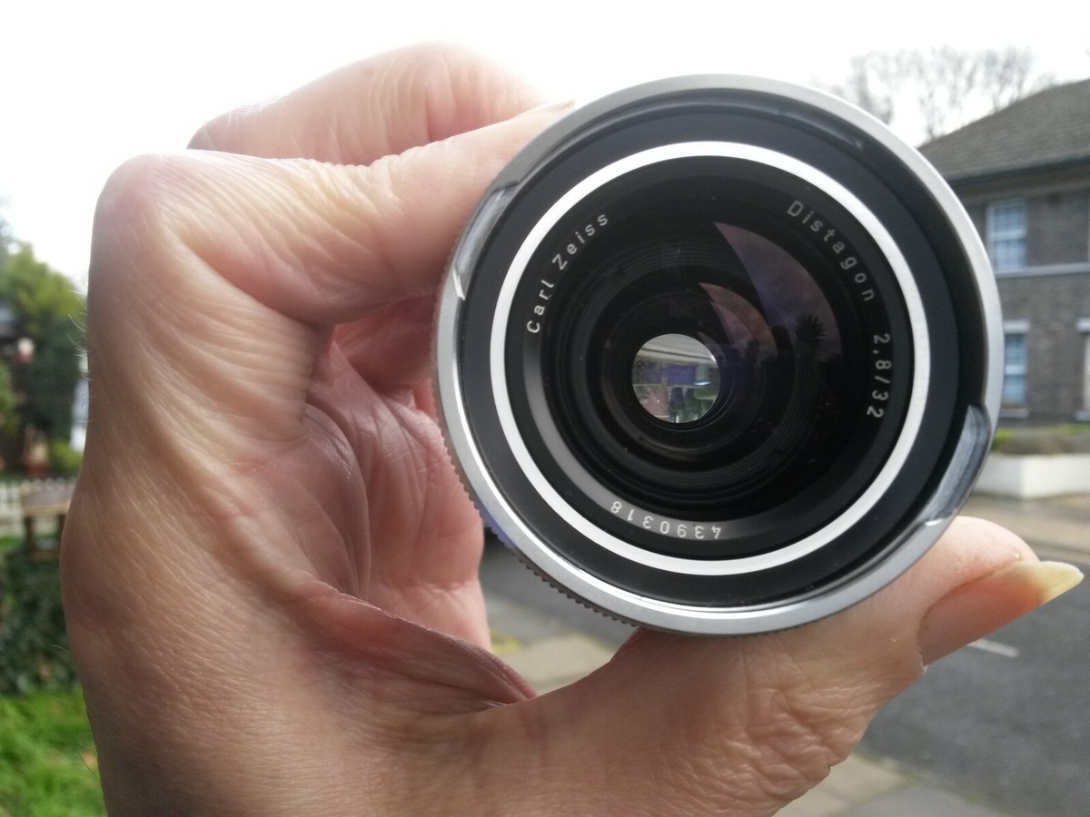 Carl Zeiss Distagon 32mm 2.8 コンタレックス126 Carl Zeiss Distagon 32mm f2.8 Lens for Contaflex 126. Mint | eBay UK