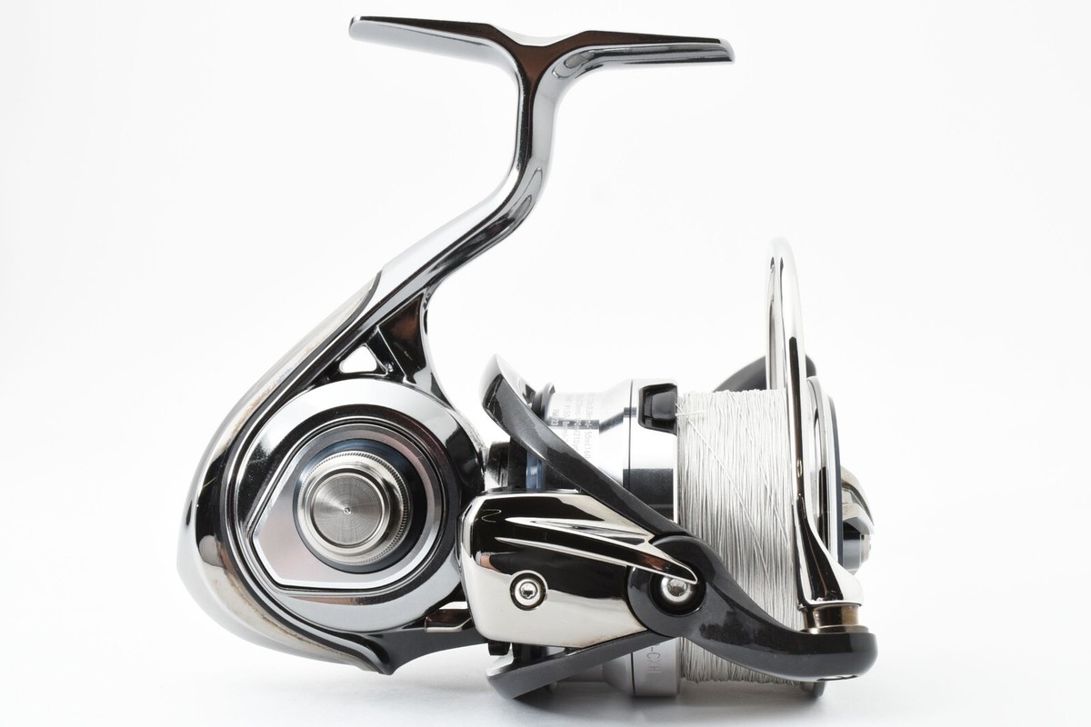 Daiwa 18 EXIST LT 4000-CXH Spinning Reel Near Mint From Daiwa 18 EXIST LT 4000-CXH Spinning Reel Near Mint From
