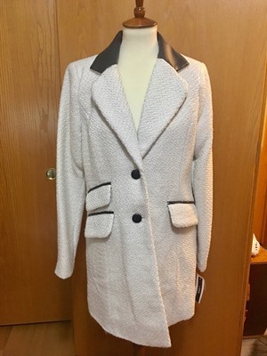 a byer coat