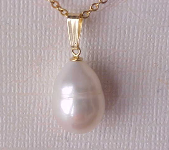 11.5Mm X 16.5Mm Genuine White Pearl Pendant Solid 14K Yellow Gold