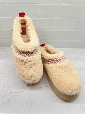 UGG Tasman Women 7 Platform NWOB Cream Shearling w/red accents