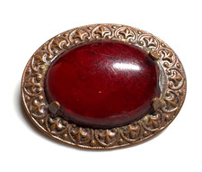 VINTAGE ART DECO RUSKIN STYLE OVAL BROOCH BLOOD RED CABOCHON