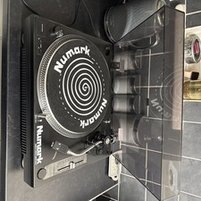 Numark TT-1910 Turntable