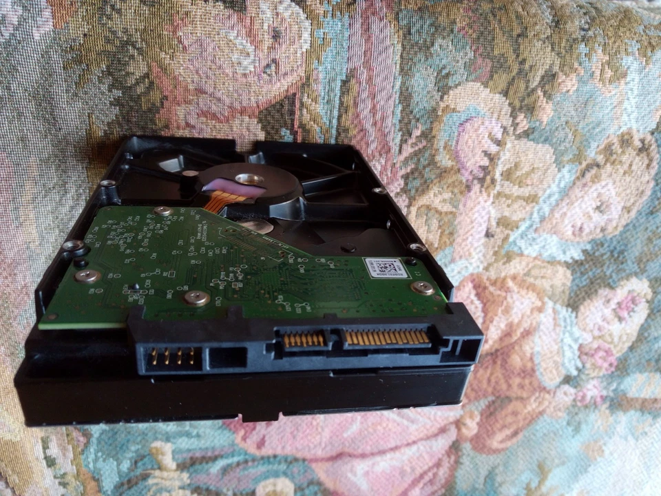 FESTPLATTE WESTERN DIGITAL GREEN 500GB  5400U/min 64MB SATA III WD5000AZRX 3.5'' - Bild 4 von 4