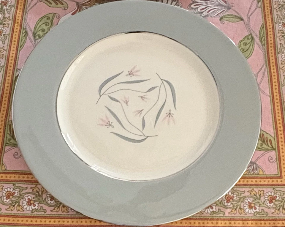 Vintage Castleton Flair China Set - Image 3 of 4