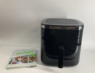 BOSCH Serie 6 Air Fryer with Grill Set & Recipe Book. Working