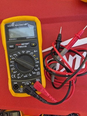 PM8233B 2000 COUNTS DIGITAL MULTIMETER 600V 10A 2MOhm 