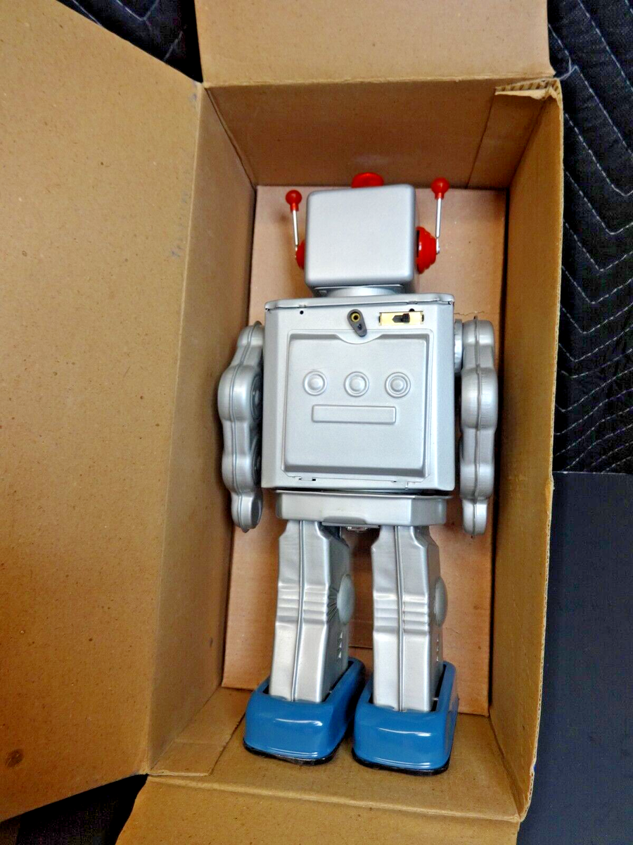 Space Walk Man Robot Battery OP ME 100 In Original box | eBay