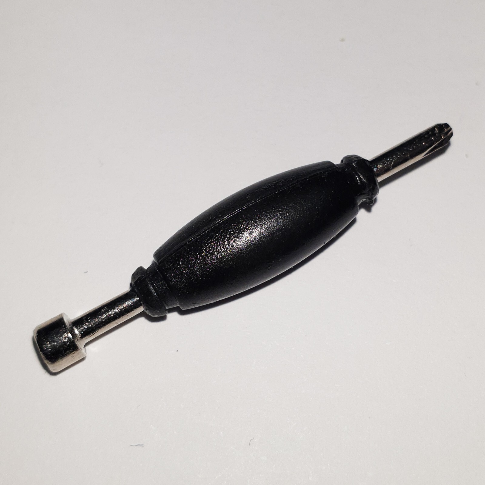 FINGERBOARD TUNING SUPPLES SOFT RUBBER PIVOT CUPS, SCREWS, LOCKNUTS