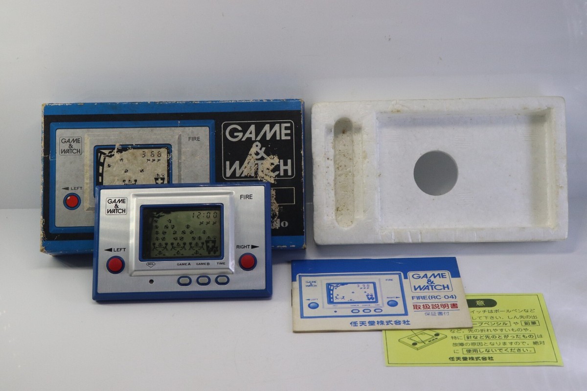 Nintendo Game & Watch Silver Fire RC-04 Boxed Made in Japan Nintendo Game & Watch Silver Fire RC-04 Boxed Made in Japan