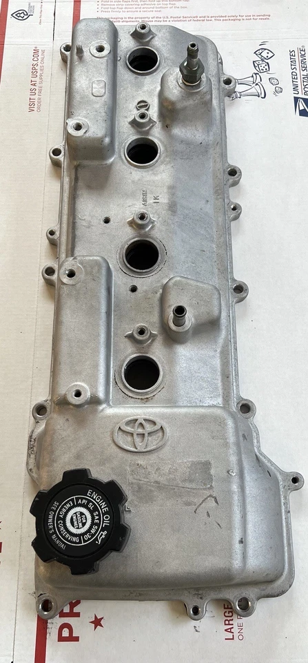TOYOTA T100 1994 1995 1996 1997 1998 CUBIERTA DE VÁLVULA 2,7 L 3RZFE CUBIERTA DE VÁLVULA OEM Foto 2 de 4