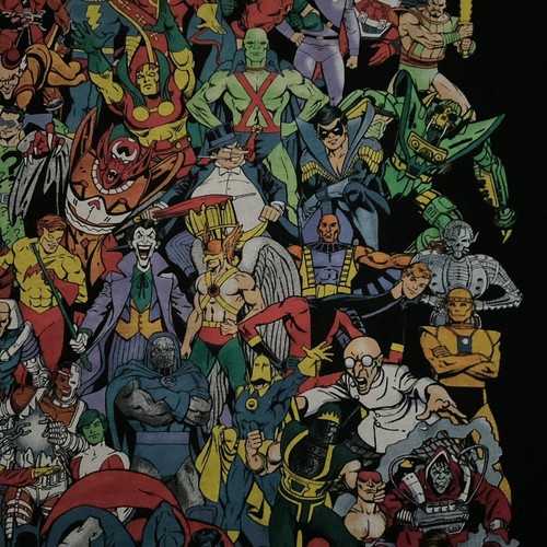 DC Comics T Shirt Sm Black All Characters Justice League Shirt Batman Superman - Picture 7 of 12
