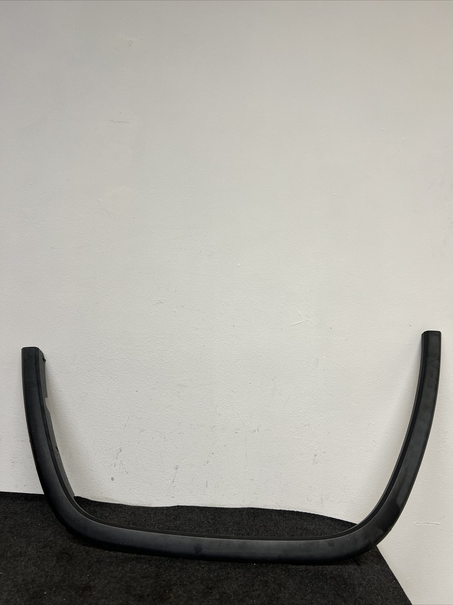 11-21 GRAND CHEROKEE WHEEL FLARE MOLDING RIGHT SIDE OEM 1MP38TRMA