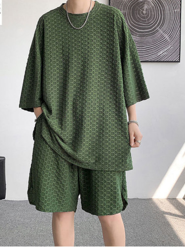 Ice Silk Suit Men's Solid Short-sleeved T-shirt + Shorts Summer Two-piece Sets - Picture 15 of 17