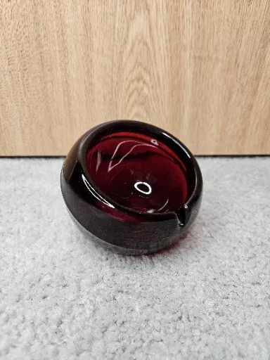 Vintage MCM Viking Glass Ashtray Orb Round Red Ruby Glass Mid Century - Image 2 of 4