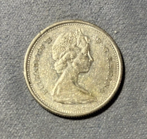 1965 Canada 25 Cents Elizabeth II - .800 Fine Silver - .1500 ASW - KM 62 - Nice