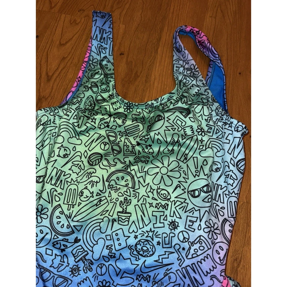 Nike NESSE742 Niños Multi Sólido Rápido Una Pieza Traje de Baño Talla Grande Foto 2 de 3