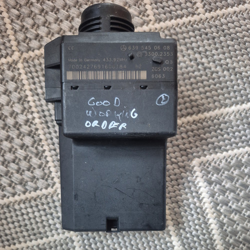 MERCEDES VITO CDI W639 PANEL VAN IGNITION SWITCH 6395450608 Q3 TESTED WORKING - Picture 1 of 9