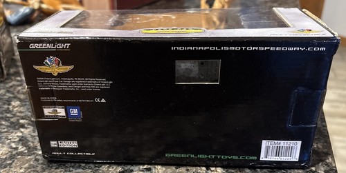 Greenlight Pace Car Garage 2008 Chevy Corvette Indianapolis 500 1:24 DIECAST NIB - Picture 7 of 8