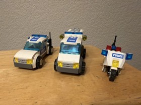 LEGO City Police Headquarters (7744) 100% w/ Minifigures & Manuals