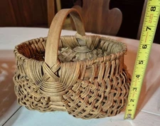 Primitive Antique 1800's Era Child's Size Egg Gathering Hickory Handled Basket