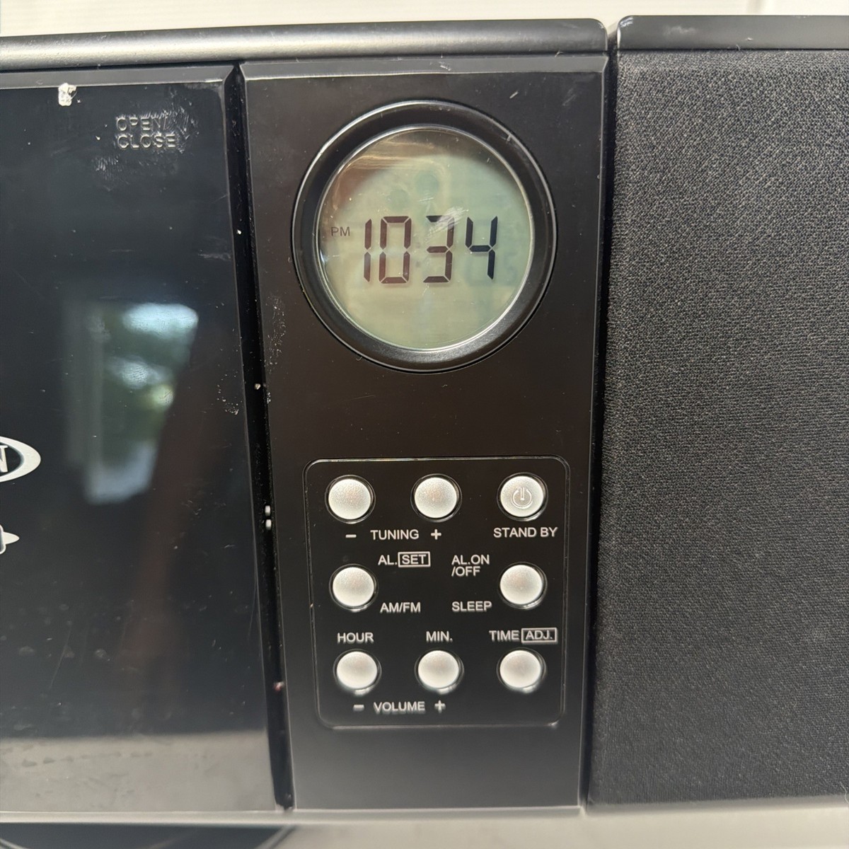 Jensen JMC-180 Wall Mountable CD Player AM/FM Radio Stereo System