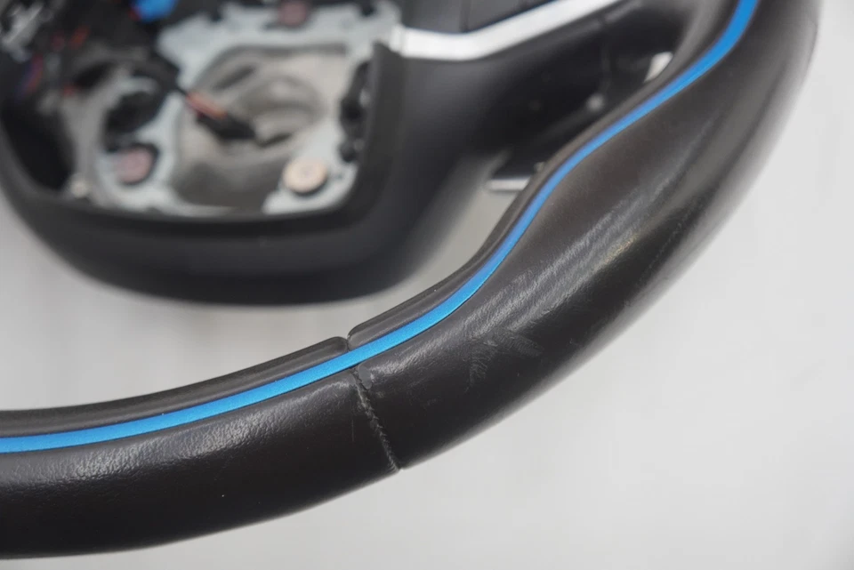 Volante de motorista couro exclusivo 32306859609 fabricante de equipamento original BMW i8 2014-20 *Nota* - Imagem 3 de 4