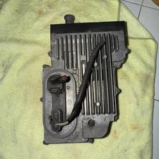 ✅2016 VOLVO XC90 (Control Module) Battery Switch Computer Unit 31453875