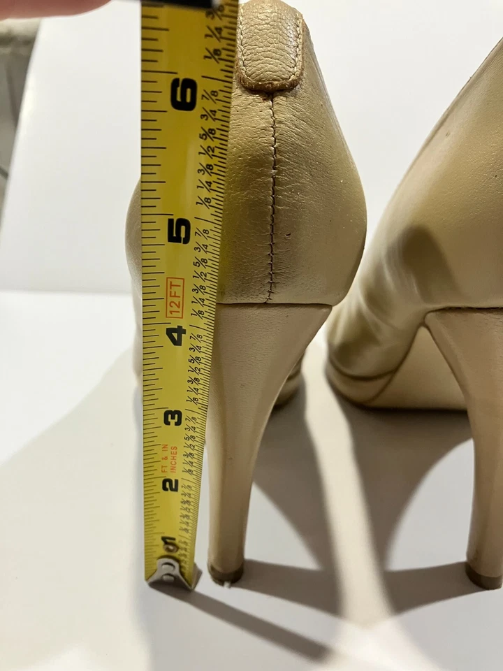 Elegantes tacones de salón Fitzwell para mujer punta redonda tostados sin cordones de cuero talla: 9 de ancho Foto 4 de 4