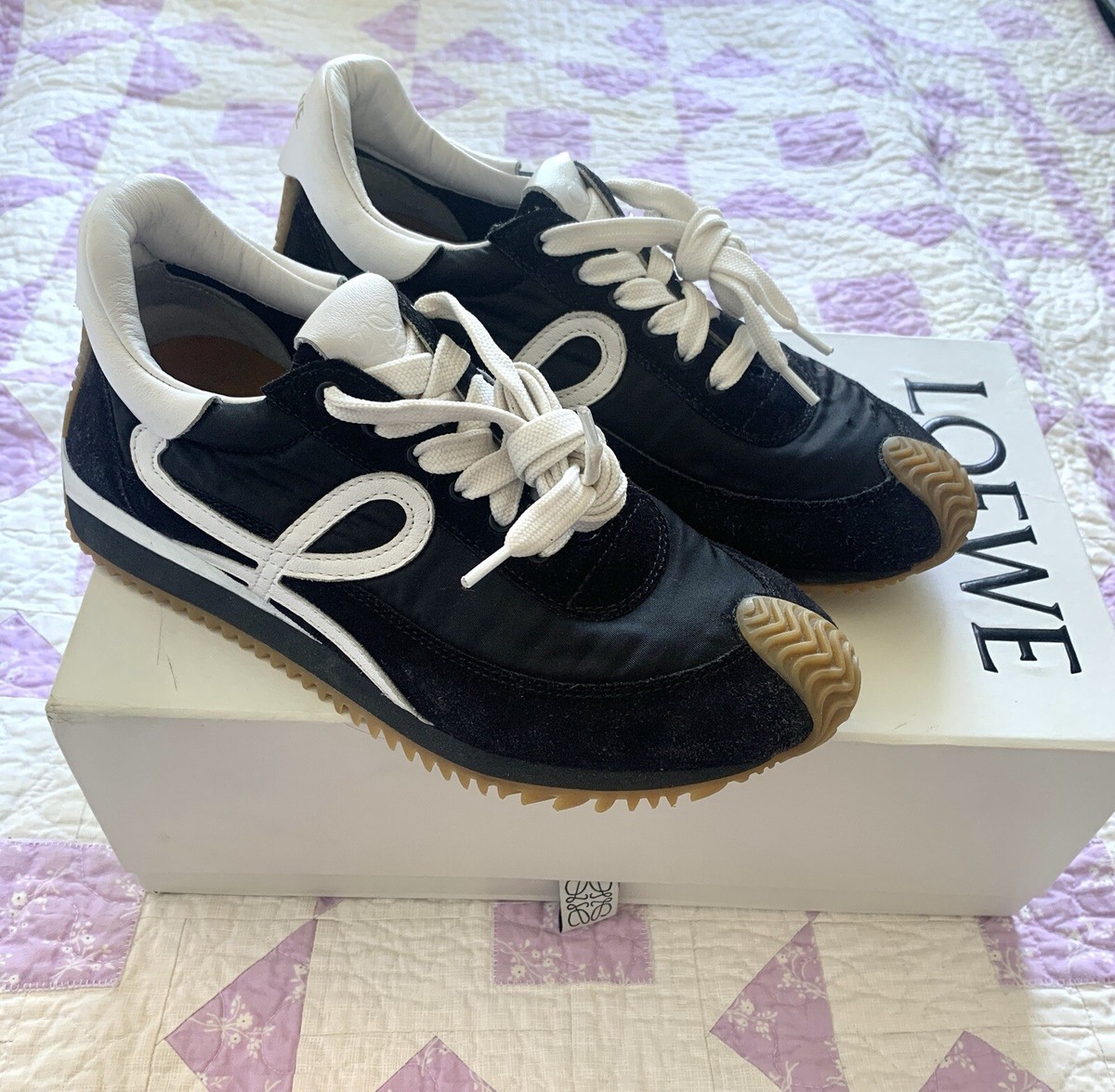 AUTH w box Loewe $790 Flow Runner Sneaker BLACK womens Size